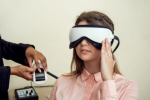 inovasi vio optical clinic untuk penglihatan yang lebih baik